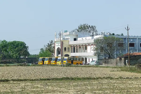 Hira Public School 10+2 CBSE