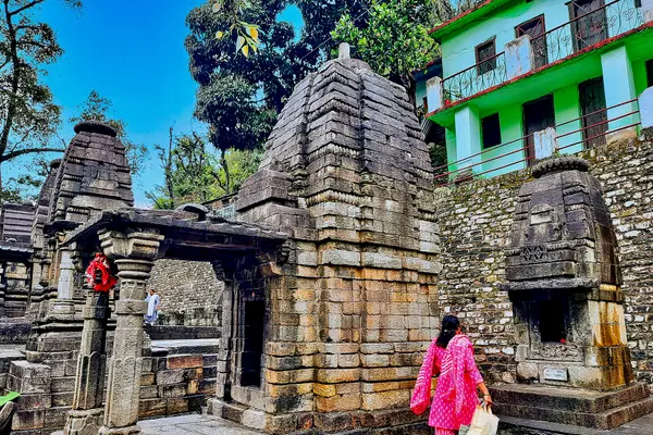 005242023 Adi Badri group of temples, Uttarakhand 014