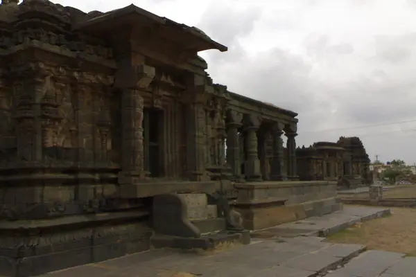 Lakkundi Temples 5