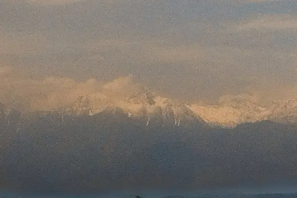Dhauladhar range visible from Hamirpur district