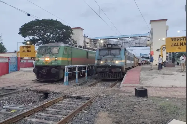 Trains at Jalna station