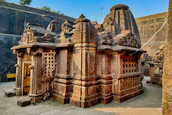 0111421 Dhamnar Dharmanatha group of rock-cut Nagara temples, Chandwasa 067
