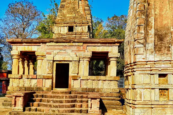 0012623 Mahadeva temple and Bairagi matha, Narayanpur Balodabazar 037