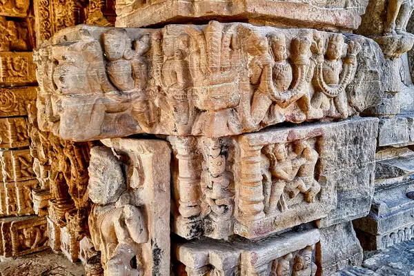 0012623 Mahadeva temple and Bairagi matha, Narayanpur Balodabazar 096