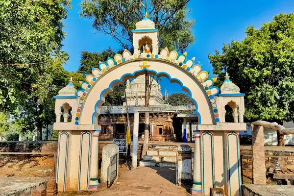 0122321 Mritangeshvara Shiva temple, Nandchand Madhya Pradesh 002