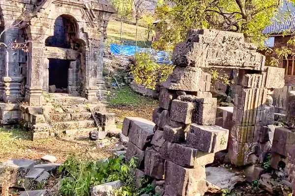 Shiva temple, Narastan Jammu & Kashmir 012