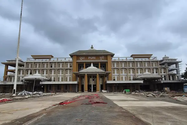 Puri Railway Station - Odisha, Bharat