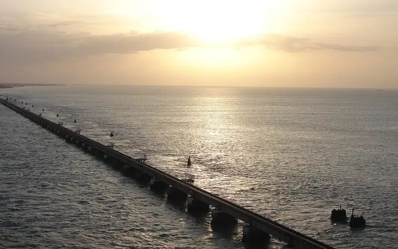 Pamban bridge, Rameswaram, Tamil Nadu, India (2007) 1