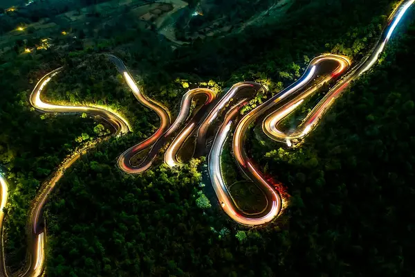 Patratu Valley at night
