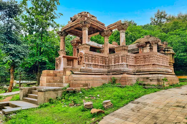 0081423 Surya Temple Ruins, Shiva Shakti Temple, Abhapur Gujarat 010