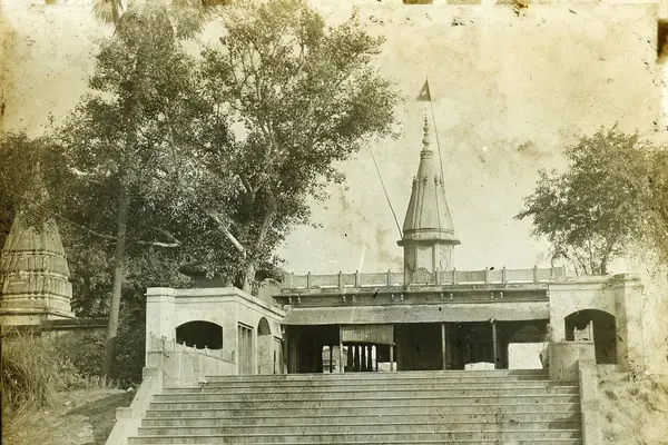 The bathing Ghat, Siwan, India, ca. 1906 (IMP-CSCNWW33-OS14-3)